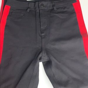 ✨ F21 RED/Black JEGGINGS